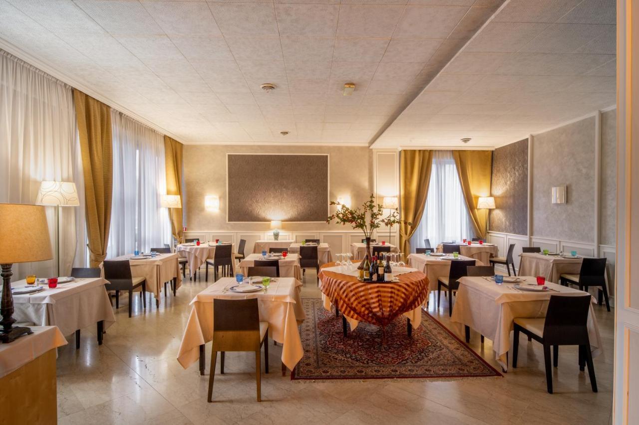 Hotel Ambasciatori Brescia Kültér fotó